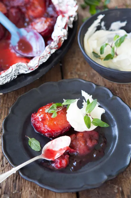 Marinerade plommon med mascarpone