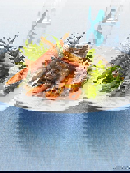 Smörstekta morötter med knaperstekt kycklinglever