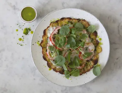 Potatispizza med getost och örtolja