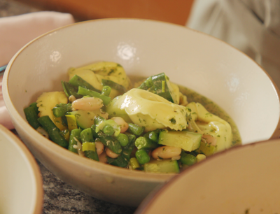 Grönsaksoppa med tortellini