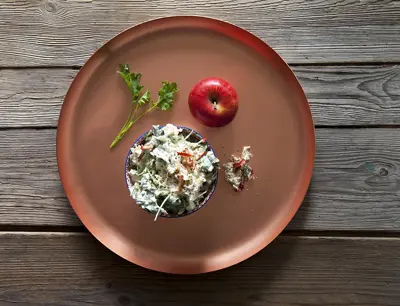 Yoghurtröra med rivet äpple och grönkål